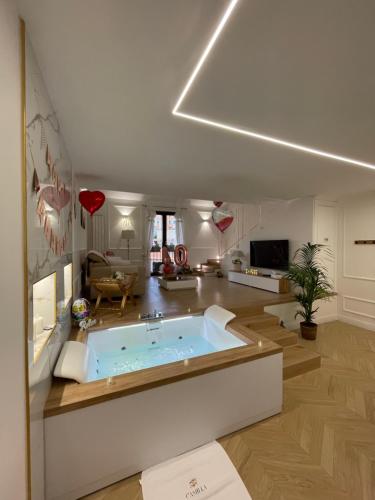 Camilla Luxury Home in Nemi