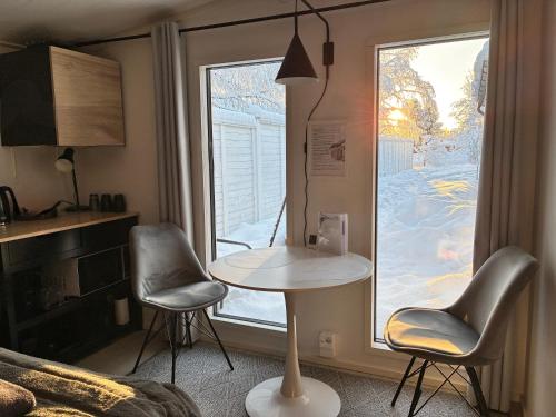 Guest house - Northern tealight 5