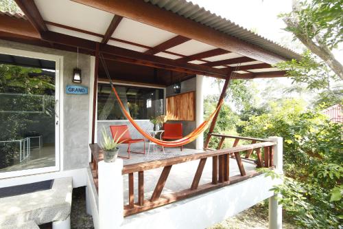Balcony/terrace, Oon Lee Bungalows in Koh Jum / Koh Pu (Krabi)