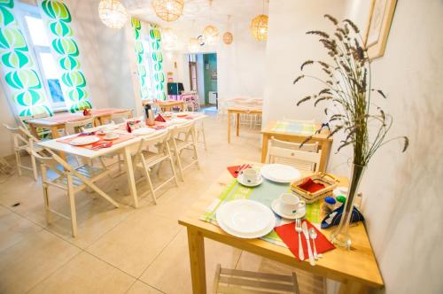 Red Carpet Hostel 1