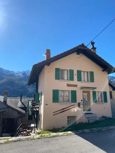 Chalet del Sole in Quinto, Schweiz