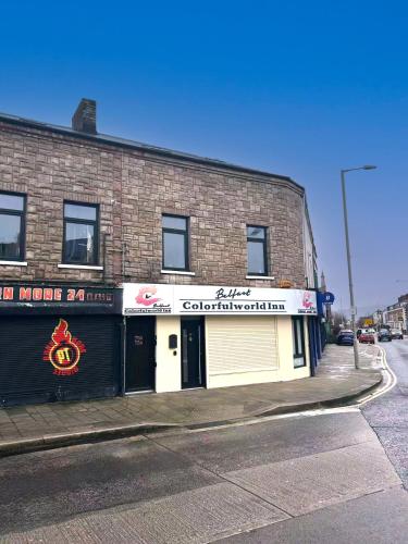 A szálláshely kívülről, Entire PinkApt - Free parking - Up to 4 guests - 3 beds - Close to city centre - Self check in in Ballymacarrett