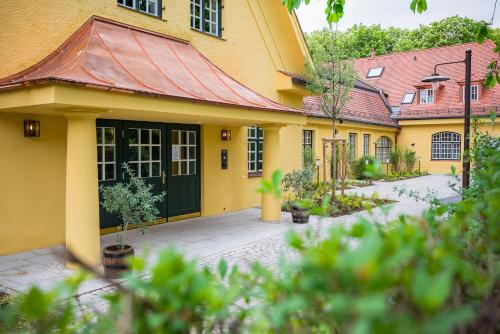 Gutshotel Menterschwaige, Мюнхен