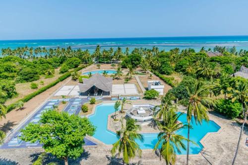 Chic two bedroom Beachfront apartment 5th floor in Mombasa