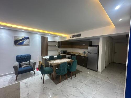 Elegant 3BR Luxury Suite - Fanadir Bay in Al Ahyaa