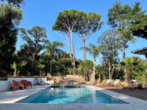 Villa Mare e Monte - Cala Rossa – khách sạn tại Lecci