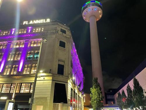 Manhattan Apartment City Centre sleeps 4, Liverpool (photo 6)