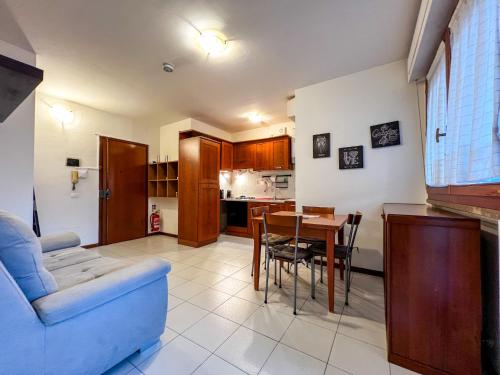 2 Steps from Cisanello - Comfortable Stay in Pisa