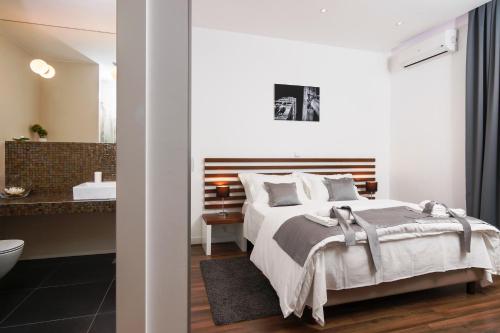 Prima Luxury Rooms - image 8