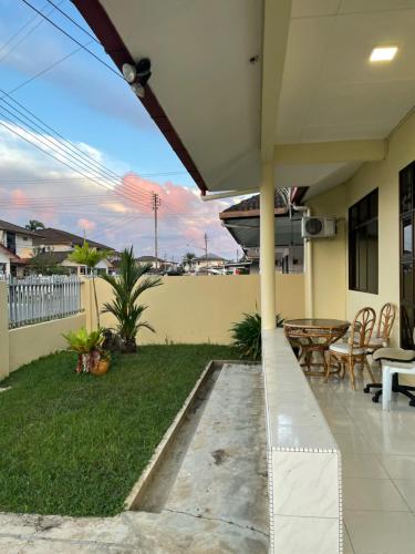 Host Haven in Lutong