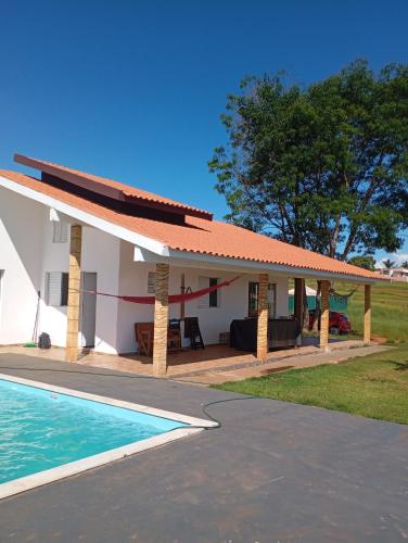 Casa no Riviera de Santa Cristina 1 com Piscina em Arandu in Avare (Sao Paulo)
