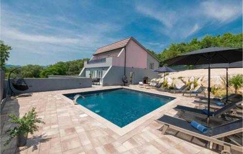 Villa I&N with saltwater pool and whirlpool in Donji Vinjani