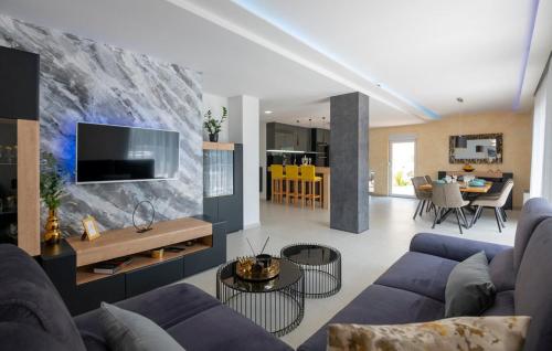 Villa I&N with saltwater pool and whirlpool in Donji Vinjani
