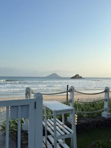 House facing the sea - Juquehy – khách sạn tại Juquei