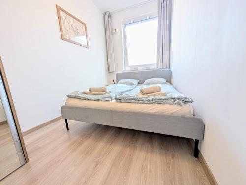 Schanz - quietly oriented - private parking - balcony, Bratislava (fotografie 4)