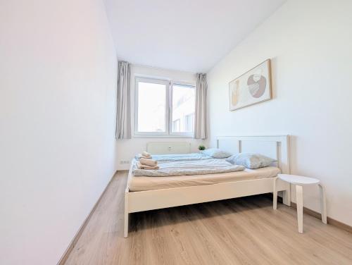 Schanz - quietly oriented - private parking - balcony, Bratislava (fotografie 8)