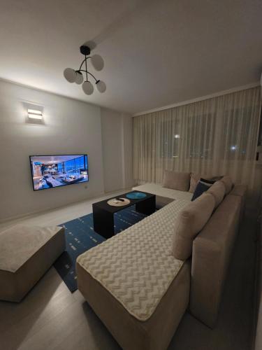 Sky Nest Apartment - Ulpiana, Prishtina – khách sạn tại Ulpiane