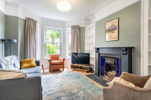 Charming Victorian Home Near Ormeau Park – khách sạn tại Ormeau