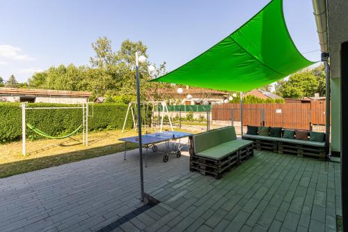 花園, KJB Vendégház Dombori (KJB Vendeghaz Dombori) in 法德 - 多姆波里