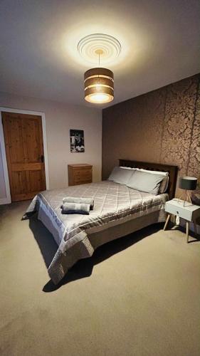 BALLYHOURA, Kildorrery, Beautiful 5 bed quite convenient location in Glanworth