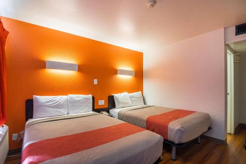 Quadruple Room - Non-Smoking