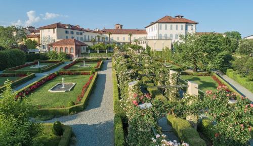 Tuvākā izklaides vieta, Al Castello di Valdengo in Valdengo
