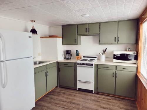 Cabin 5 | Heartland in Nevis