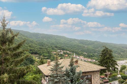 Quiet Mountain Retreat near Cabella Ligure - Salata