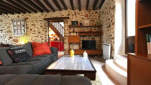 Спільний лаунж/ТБ зона, Maison Cozy Deco P0P' proche Paris in Вільжуст