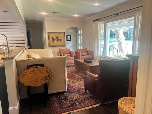 Charming Holiday House - Perfect for FIFA Fans! in Coronado Hills