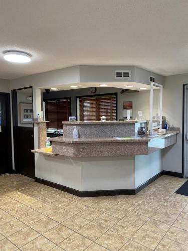 Hol, Ramada by Wyndham Sioux Falls in Sioux Falls (SD)
