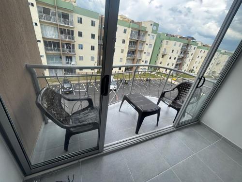 Balcones del Bosque 14 -402 in Restrepo