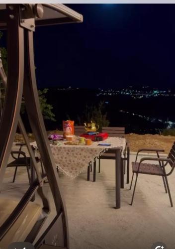 Akwakh Al-Kanz Huts Ajloun Jor in 阿傑隆