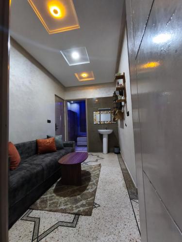 شقة مفروشة للكراء اكادير للعائلات فقط حي ادرار (شقة مفروشة للكراء اكادير للعائلات فقط حي ادرار) in 아드라