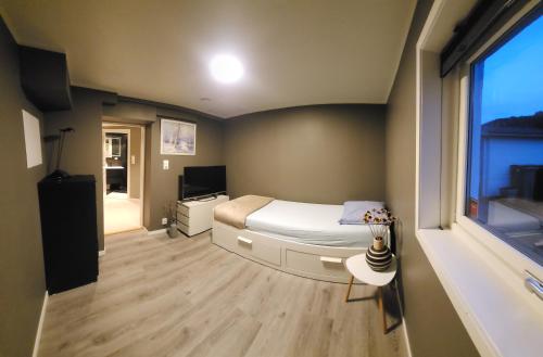 Fjordclaw SNM- Cozy & Premium Feel, Free parking in Olsvik