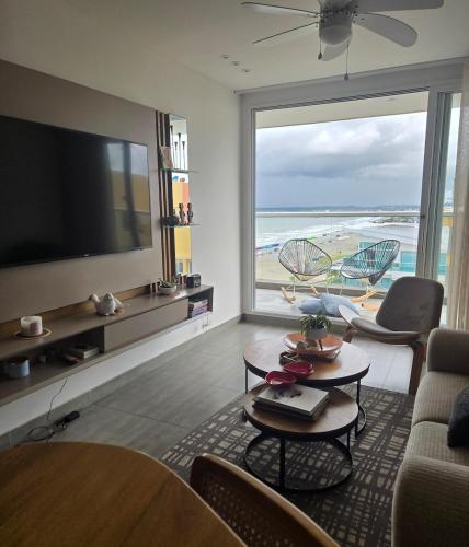 Luxury Oceanfront Apartment Spiaggia 2BR 3BA Playa azul Cartagena