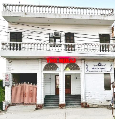 The Miraj Hotel - Binauli
