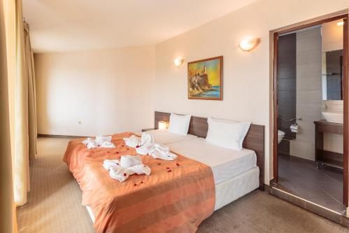 Flagman Hotel - image 9