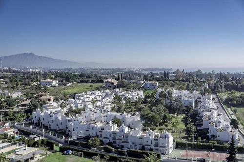 設施, LL- 1 bedroom apt close to Laguna Village Estepona in 埃斯德波那