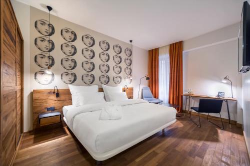 Shota Rustaveli Boutique Hotel