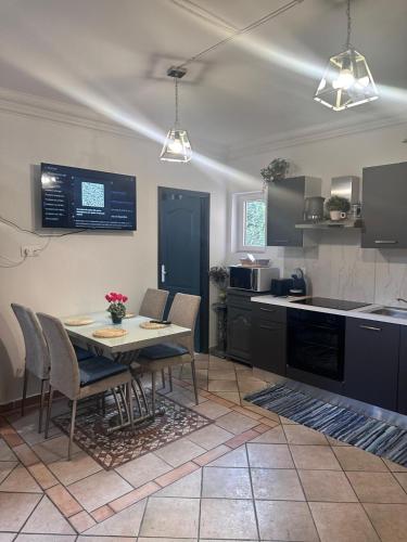 3 pièces avec terrasse idéal famille - Location saisonnière - Menton