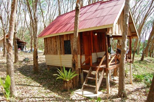 Jungle Hill Beach Bungalow