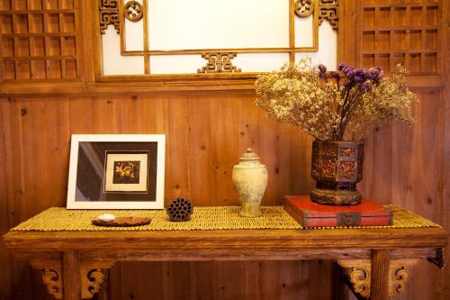 WuYuan QiYe YanXiang Guesthouse