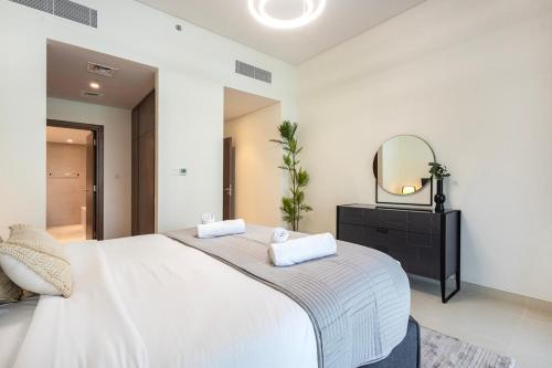 Allsopp & Allsopp - 2-Bedroom with Maids room Apartment in Canal Front Residence 5 Al Wasl 01 - image 12