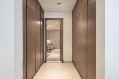 Allsopp & Allsopp - 2-Bedroom with Maids room Apartment in Canal Front Residence 5 Al Wasl 01 - image 8