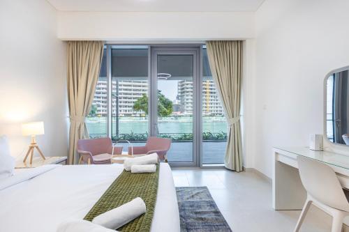 Allsopp & Allsopp - 2-Bedroom with Maids room Apartment in Canal Front Residence 5 Al Wasl 01 - image 6
