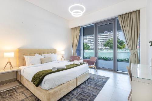 Allsopp & Allsopp - 2-Bedroom with Maids room Apartment in Canal Front Residence 5 Al Wasl 01 - image 5
