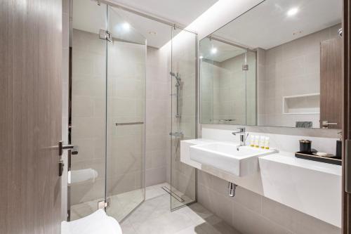 Allsopp & Allsopp - 2-Bedroom with Maids room Apartment in Canal Front Residence 5 Al Wasl 01 - image 11