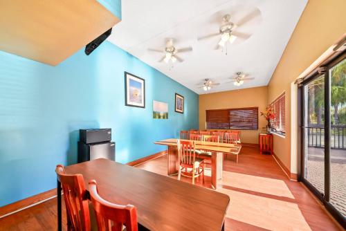 會議室/宴會廳, Quality Inn Weeki Wachee - Spring Hill in 春日山