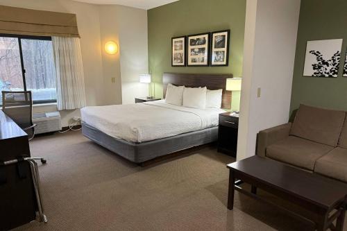 Sleep Inn & Suites Queensbury - Glens Falls - image 44